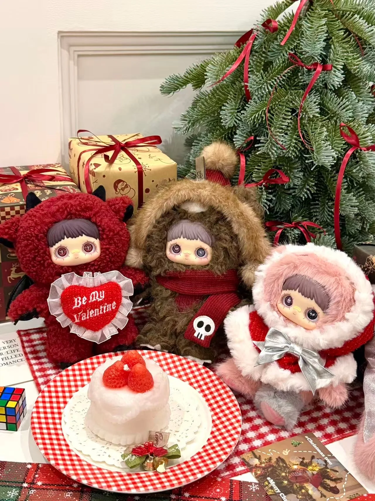 MayMei Winter Weirdness Series Keychain Plush Blind Box - Image 9