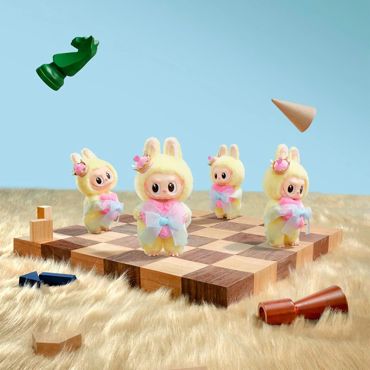 THE MONSTERS Let's Checkmate Series-Vinyl Plush Hanging Card(Queen) - Image 3